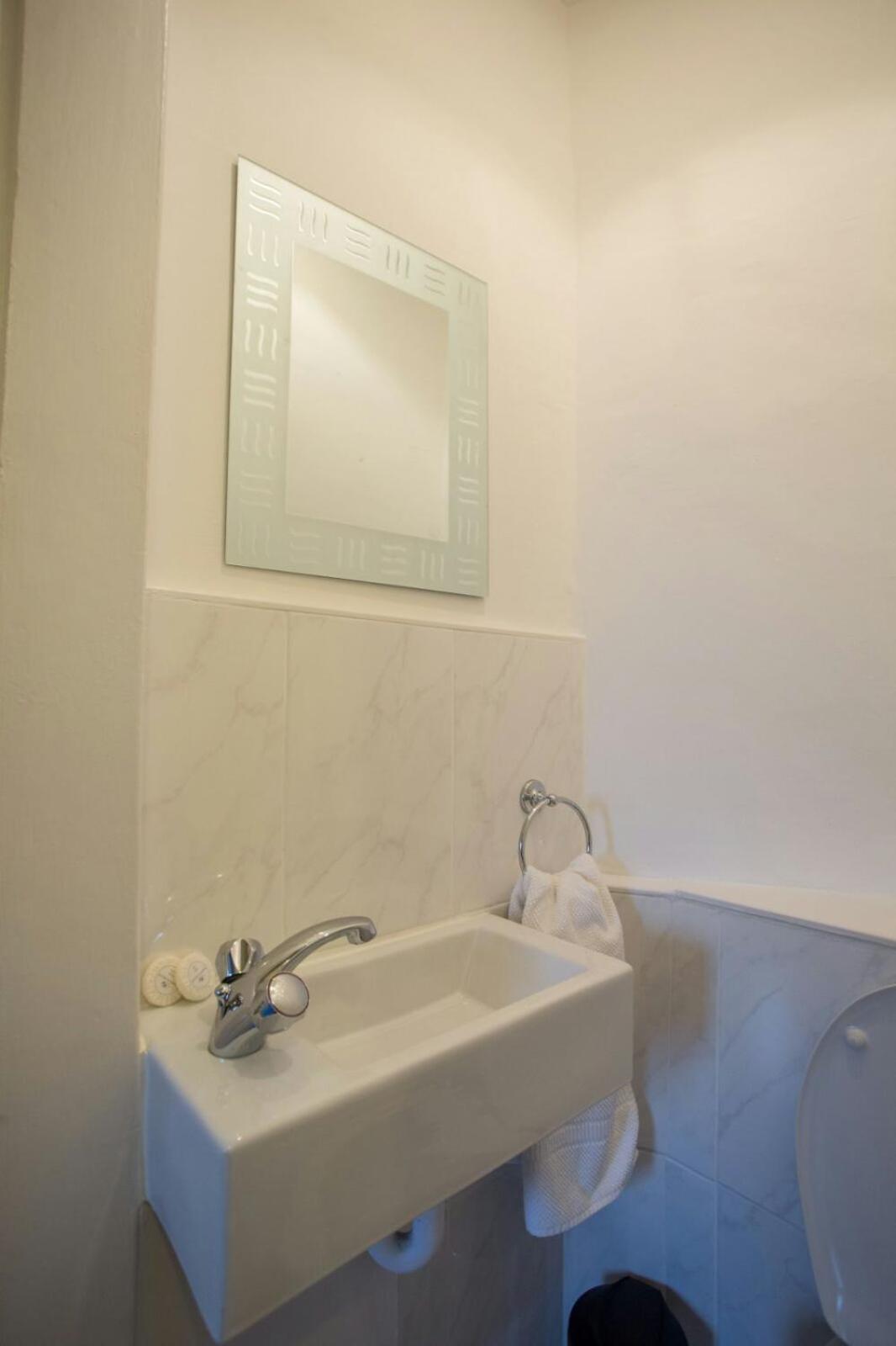 City Centre Flat เอดินบะระ ภายนอก รูปภาพ